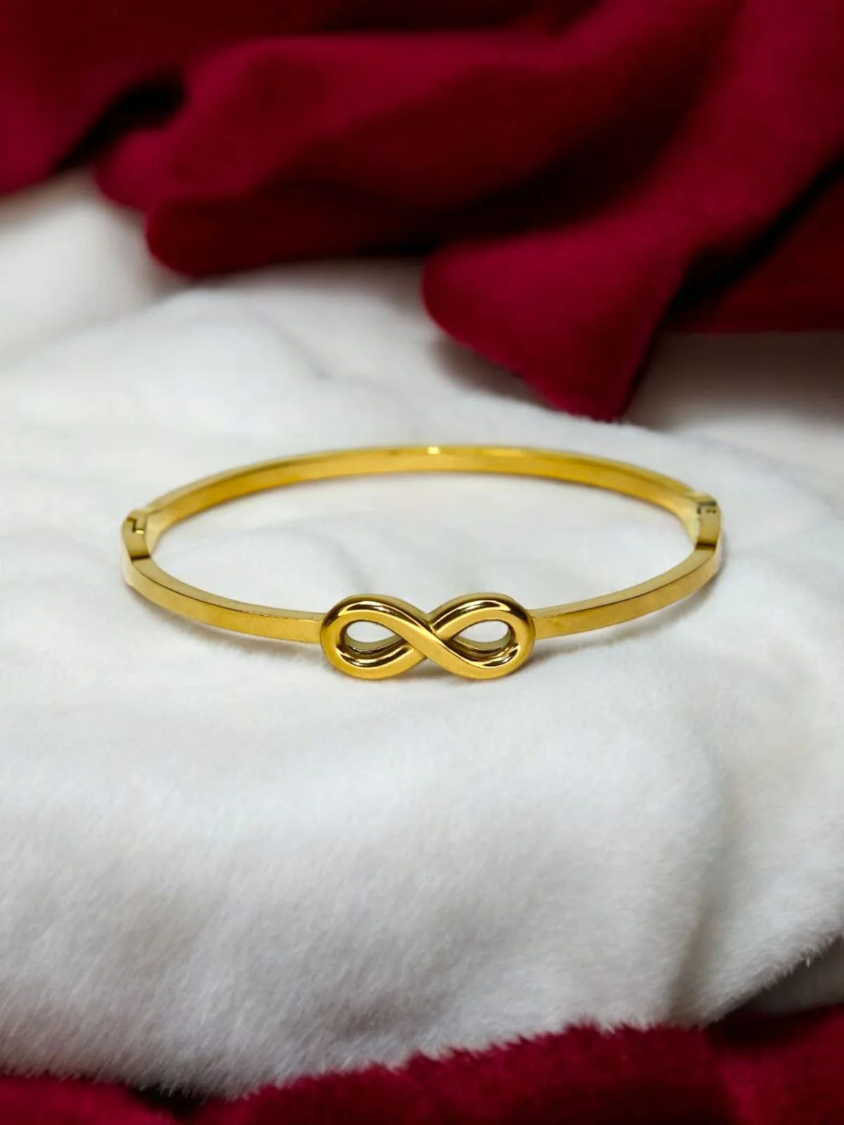 Gold Plated Bow Bracelet